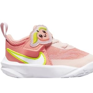 Baby nike peach sneakers